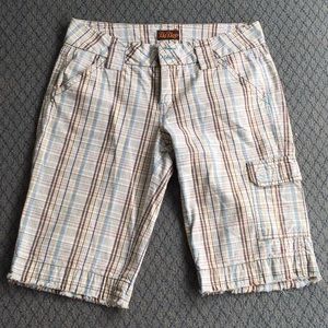 BeBop Shorts Size 9 - Bermuda Style
